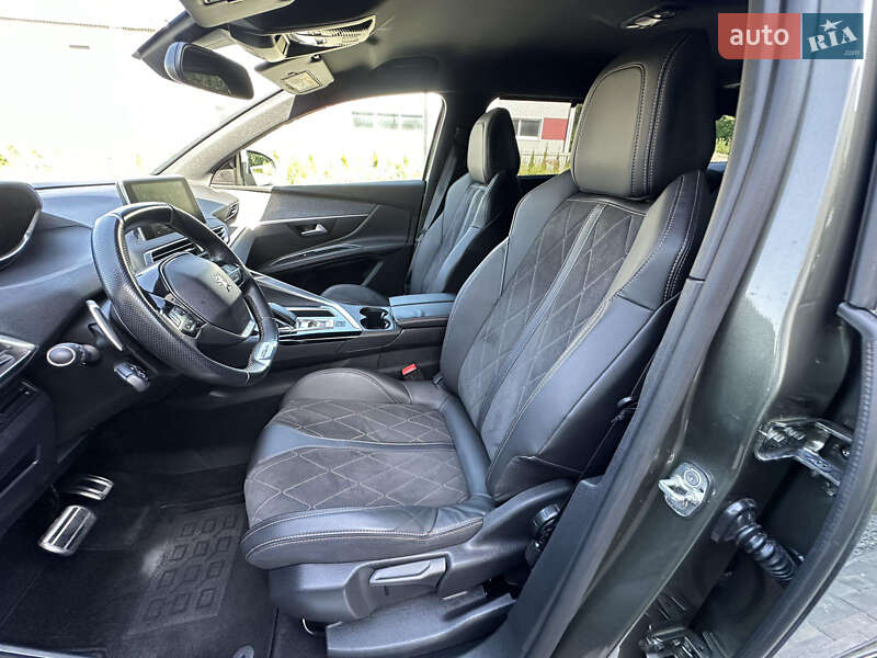 Позашляховик / Кросовер Peugeot 5008 2018 в Луцьку