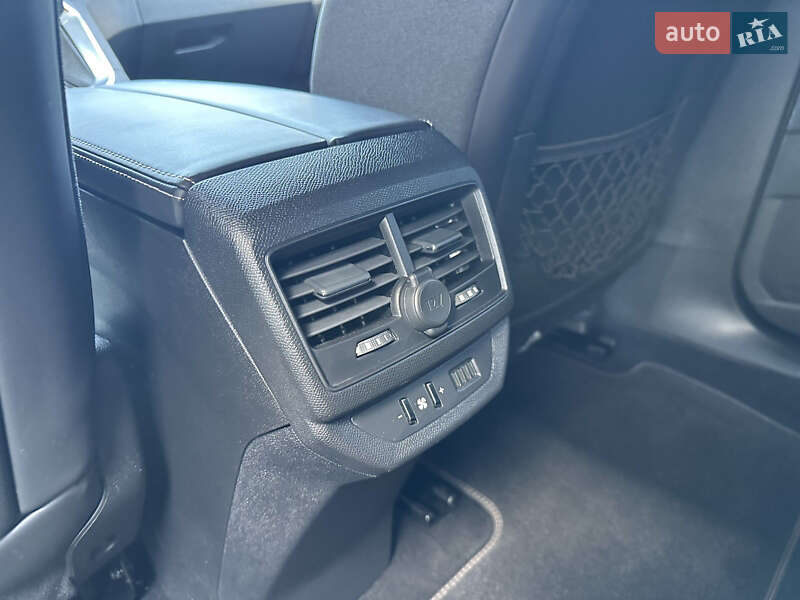 Позашляховик / Кросовер Peugeot 5008 2018 в Луцьку