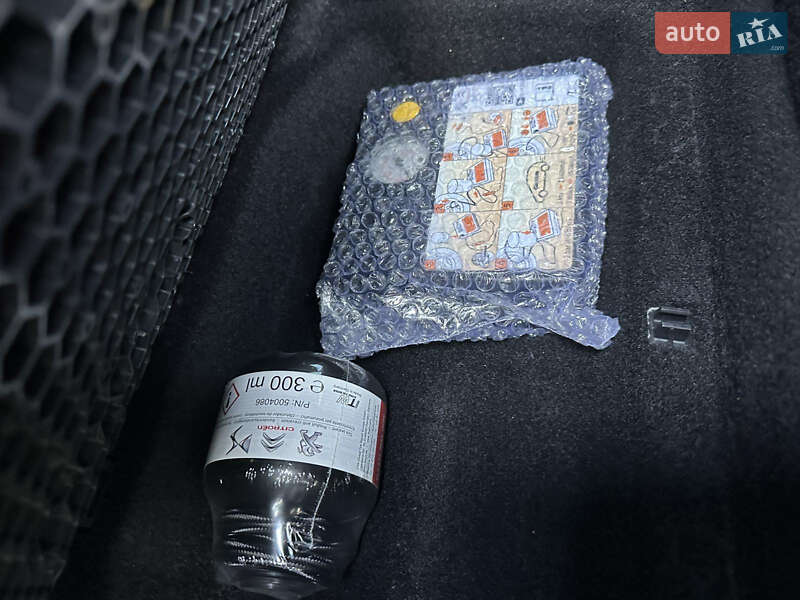 Позашляховик / Кросовер Peugeot 5008 2018 в Луцьку