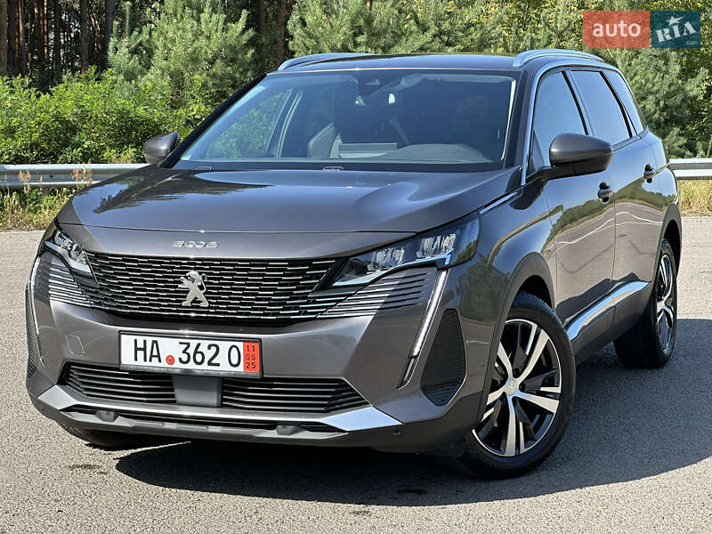 Peugeot 5008 2021