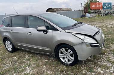 Микровэн Peugeot 5008 2010 в Тернополе