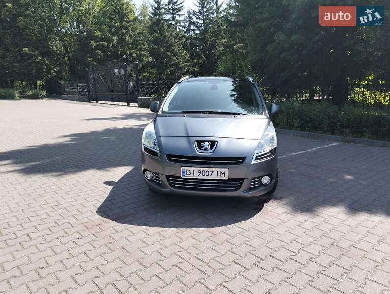 Peugeot 5008 2011 Peugeot 5008 2011