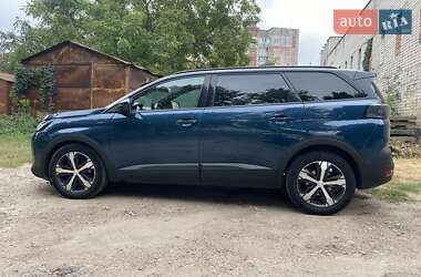Внедорожник / Кроссовер Peugeot 5008 2022 в 