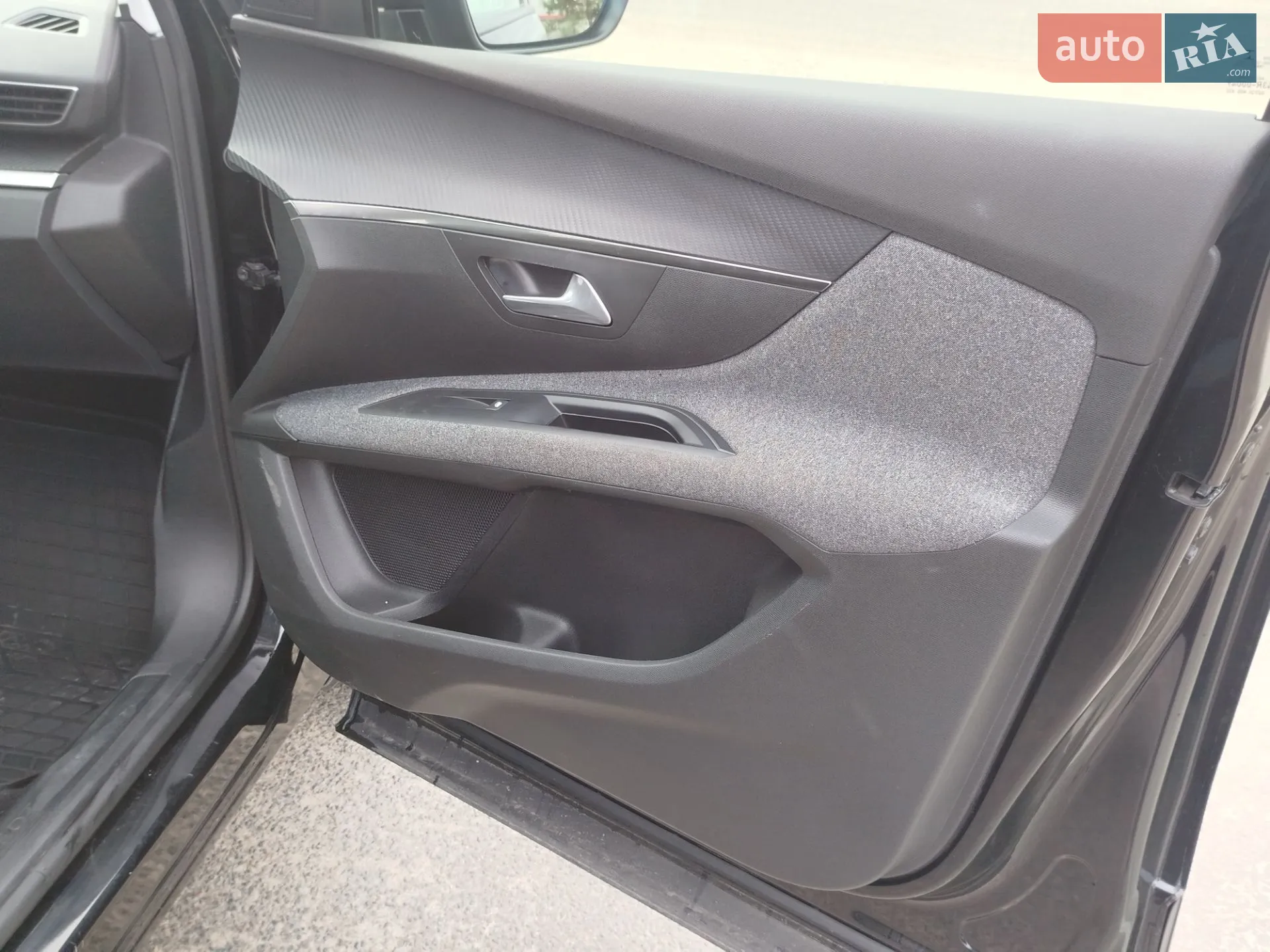 2017 Peugeot 5008 - мініатюра 23