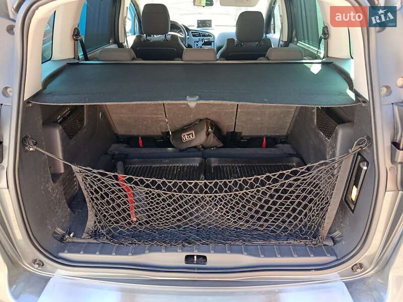 Микровэн Peugeot 5008 2013 в Кривом Роге фото 13 Микровэн Peugeot 5008 2013 в Кривом Роге