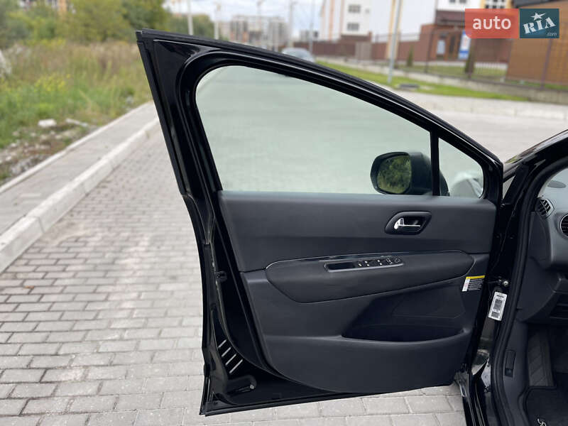 Микровэн Peugeot 5008 2009 в Львове фото 12 Микровэн Peugeot 5008 2009 в Львове