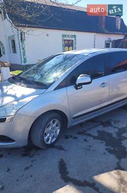 Микровэн Peugeot 5008 2010 в 