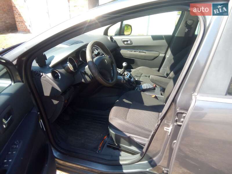 Мікровен Peugeot 5008 2010 в Києві