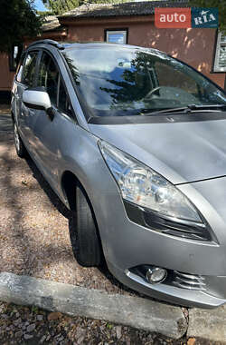 Микровэн Peugeot 5008 2012 в Житомире