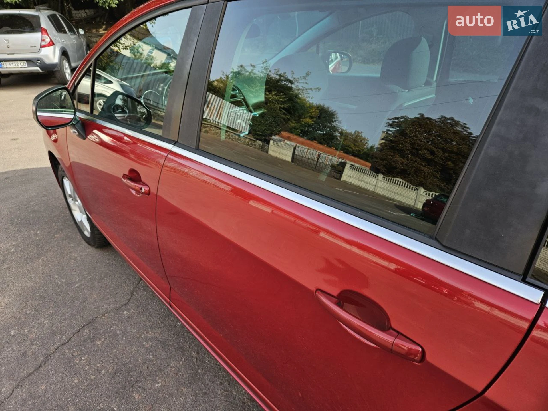 2012 Peugeot 5008 - мініатюра 10