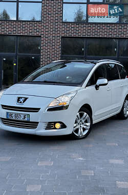 Мікровен Peugeot 5008 2011 в Тернополі