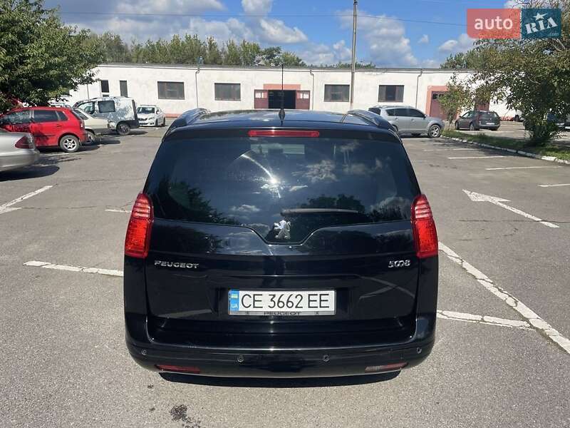Микровэн Peugeot 5008 2010 в Черновцах