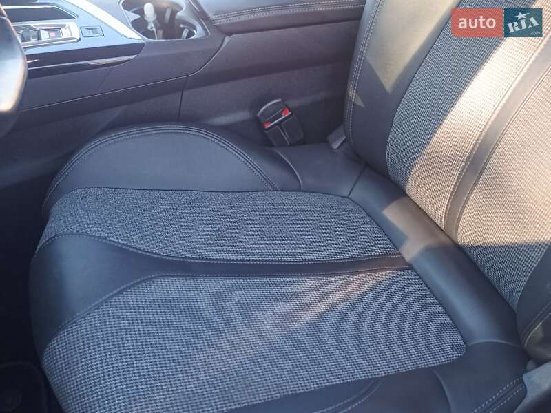 Внедорожник / Кроссовер Peugeot 5008 2020 в Коростене фото 21 Внедорожник / Кроссовер Peugeot 5008 2020 в Коростене