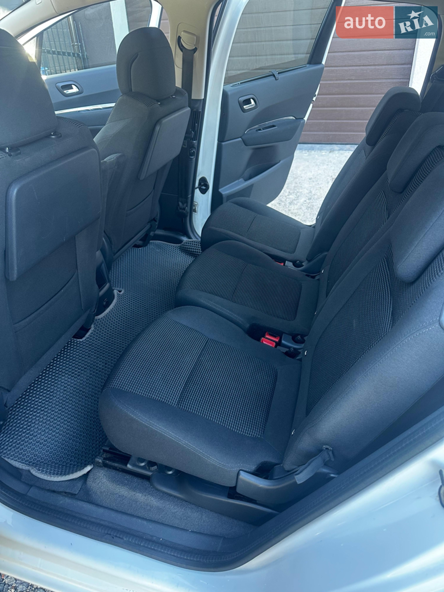 2012 Peugeot 5008 - мініатюра 9