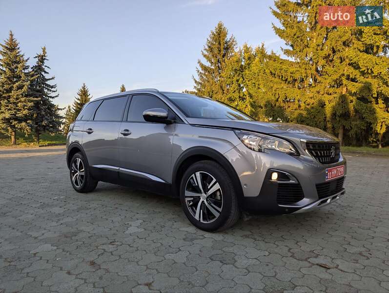 Peugeot 5008 2020