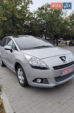 Микровэн Peugeot 5008 2010 в Белой Церкви