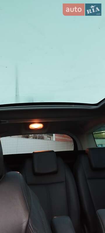 Микровэн Peugeot 5008 2015 в Тальном