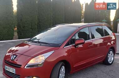 Микровэн Peugeot 5008 2011 в Дубно