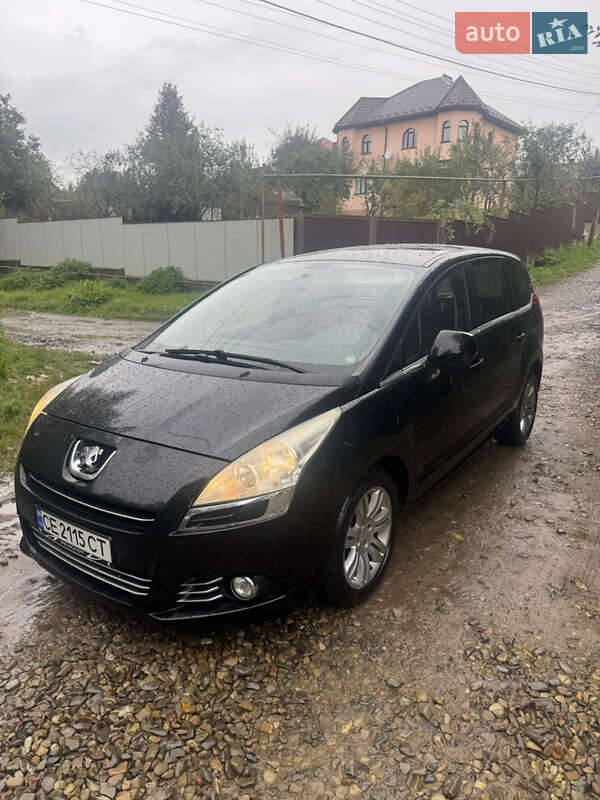 Peugeot 5008 2011