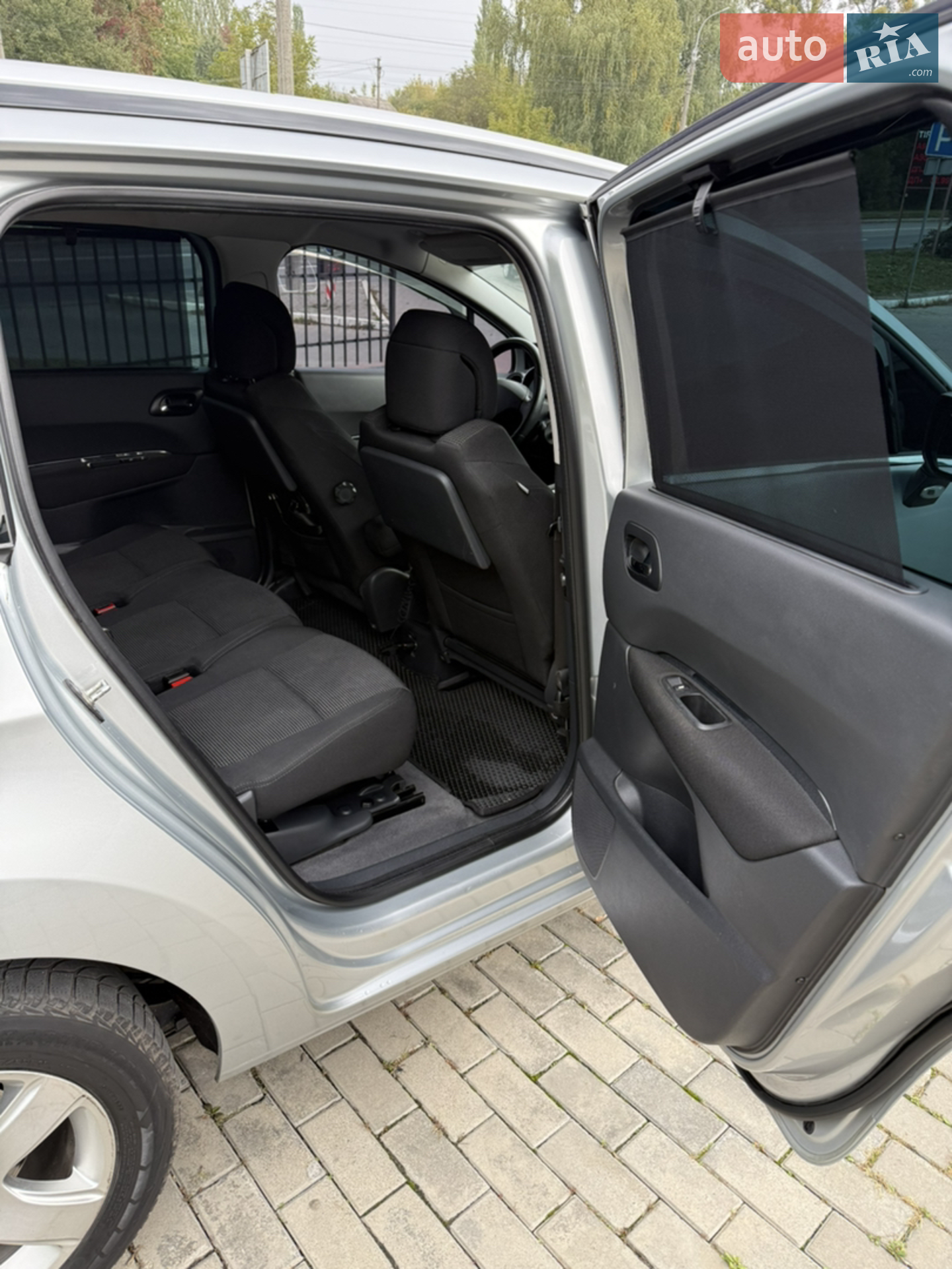 2010 Peugeot 5008 - мініатюра 9