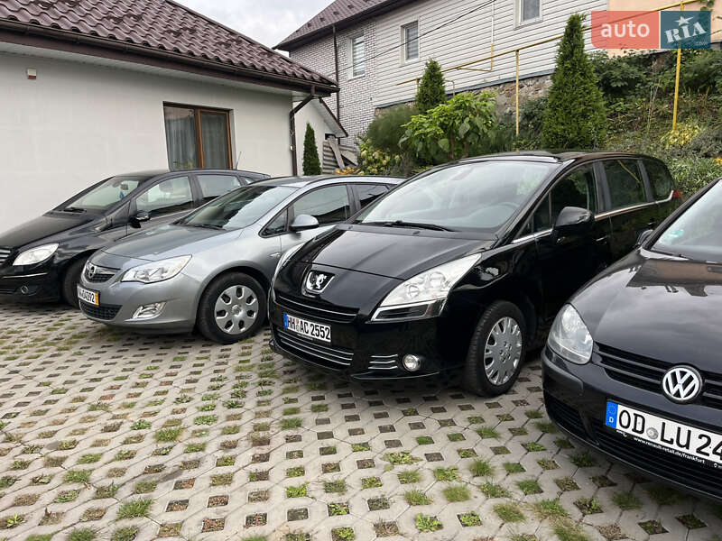 Мікровен Peugeot 5008 2010 в Звягелі
