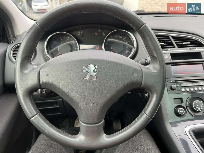 Мікровен Peugeot 5008 2010 в Звягелі