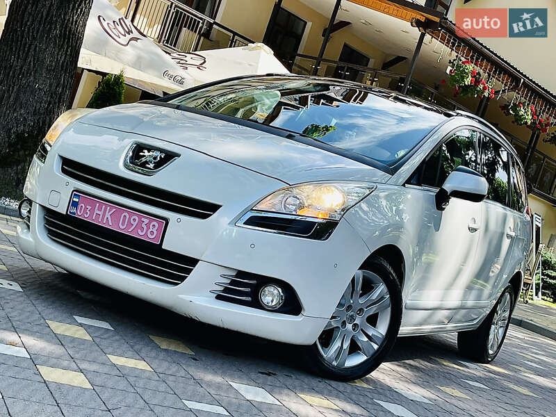 Peugeot 5008 2013