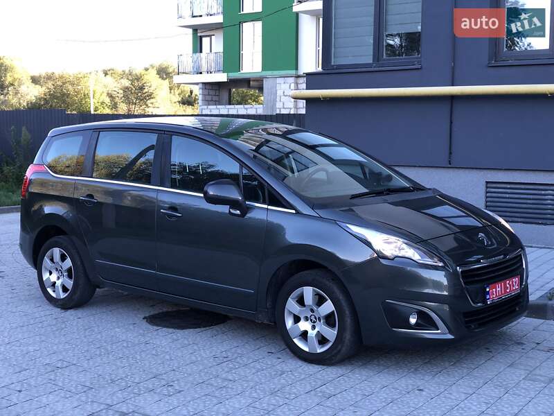 Микровэн Peugeot 5008 2014 в Львове