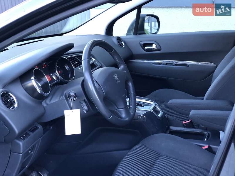 Микровэн Peugeot 5008 2014 в Львове