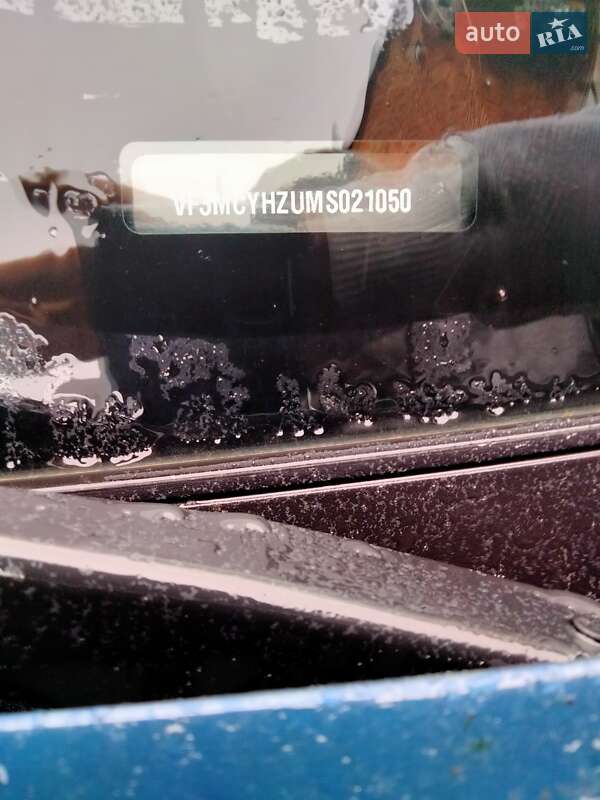 Внедорожник / Кроссовер Peugeot 5008 2021 в Ужгороде