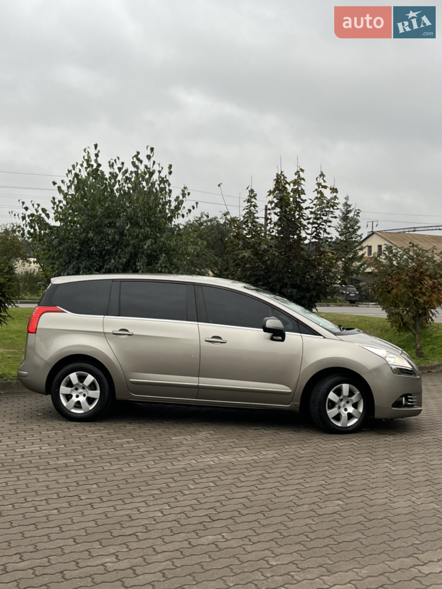 2010 Peugeot 5008 - мініатюра 5