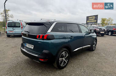 Внедорожник / Кроссовер Peugeot 5008 2017 в 