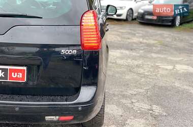 Микровэн Peugeot 5008 2009 в 