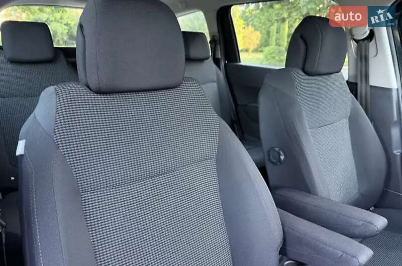 Микровэн Peugeot 5008 2011 в Жмеринке фото 3 Микровэн Peugeot 5008 2011 в Жмеринке