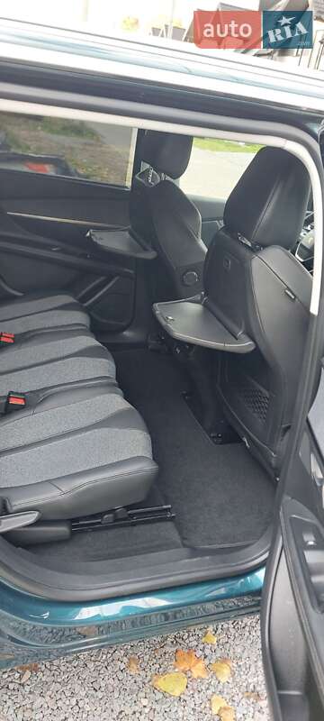 Позашляховик / Кросовер Peugeot 5008 2019 в Львові