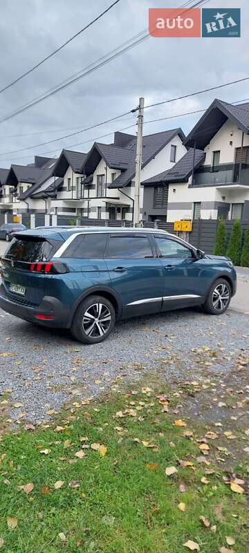 Позашляховик / Кросовер Peugeot 5008 2019 в Львові