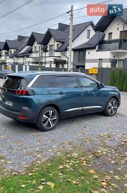 Позашляховик / Кросовер Peugeot 5008 2019 в 