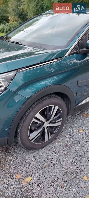 Позашляховик / Кросовер Peugeot 5008 2019 в Львові