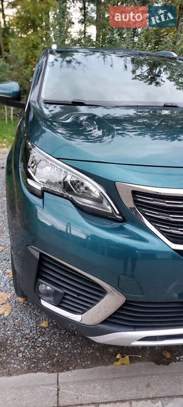 Позашляховик / Кросовер Peugeot 5008 2019 в Львові