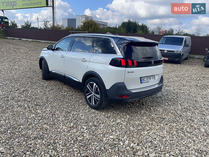 Внедорожник / Кроссовер Peugeot 5008 2017 в Львове
