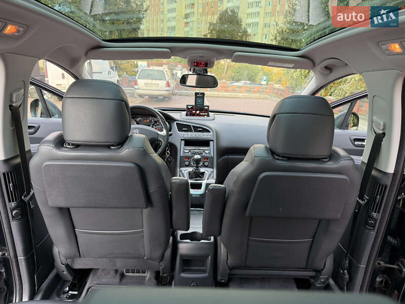 Микровэн Peugeot 5008 2014 в Ровно