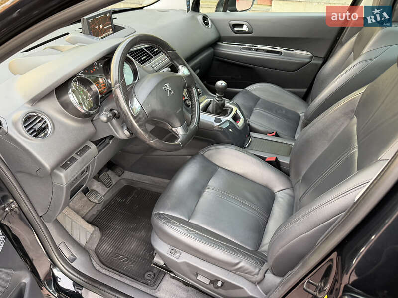 Микровэн Peugeot 5008 2014 в Ровно