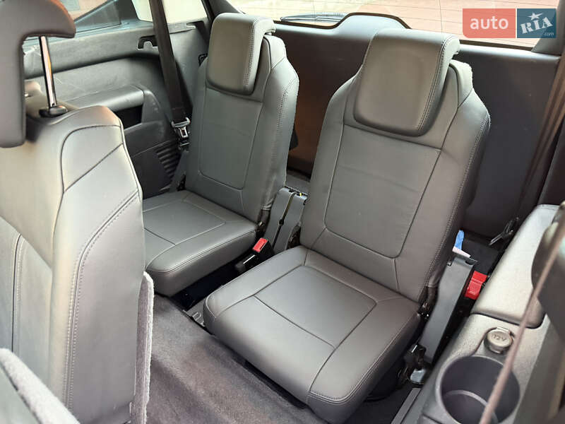 Микровэн Peugeot 5008 2014 в Ровно
