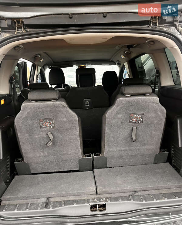 Микровэн Peugeot 5008 2009 в Житомире