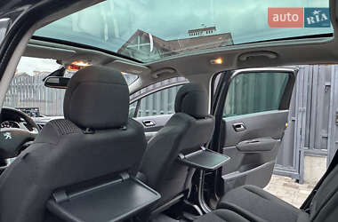 Микровэн Peugeot 5008 2016 в 
