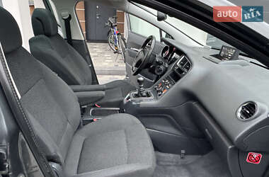 Микровэн Peugeot 5008 2016 в 