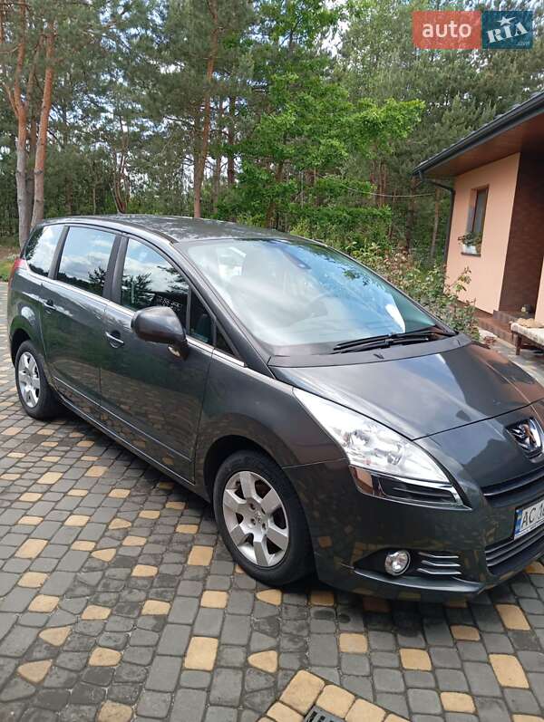 Микровэн Peugeot 5008 2012 в Ковеле