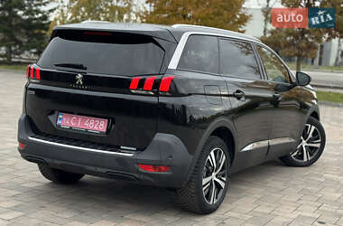 Внедорожник / Кроссовер Peugeot 5008 2020 в 