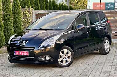 Мікровен Peugeot 5008 2012 в Стрию