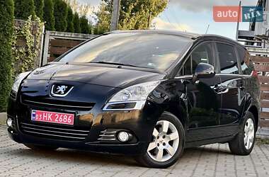 Микровэн Peugeot 5008 2012 в 
